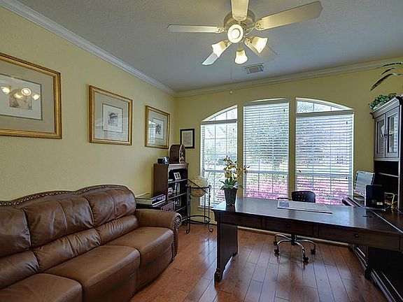 5th image of 2318 Chasebrook Trl