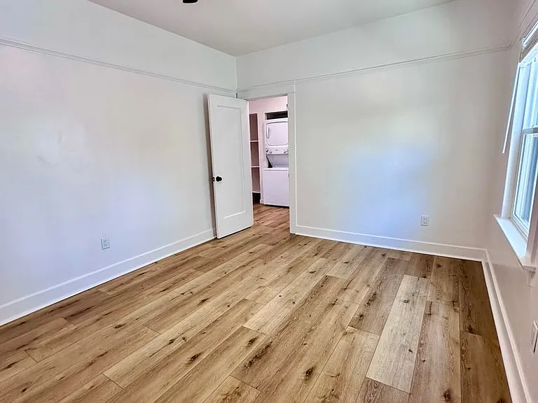 The Rosewood — Photo 11