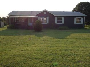 147 Briar Oaks Ln, Azle, TX 76020