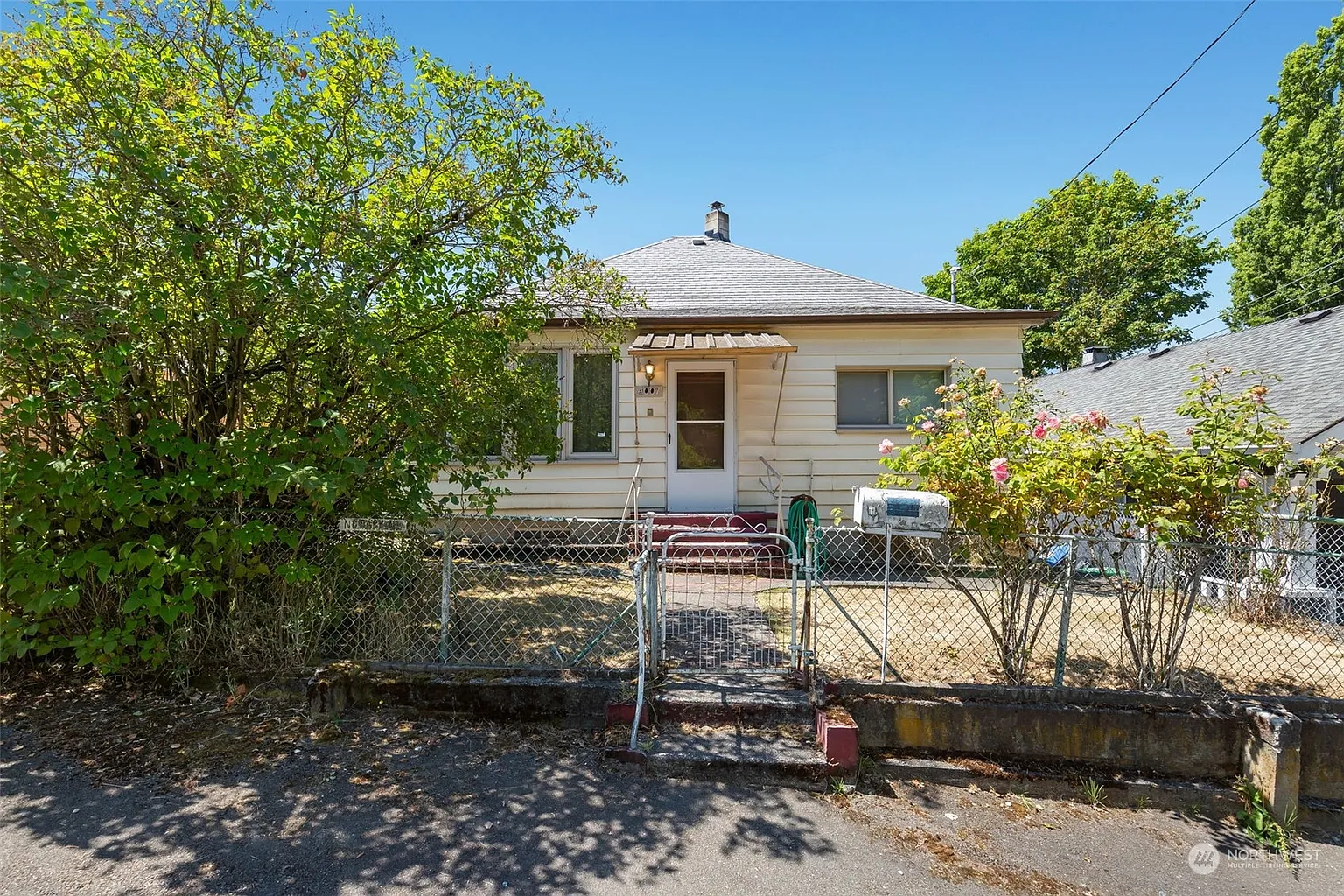 4007 22nd Avenue SW photo 1