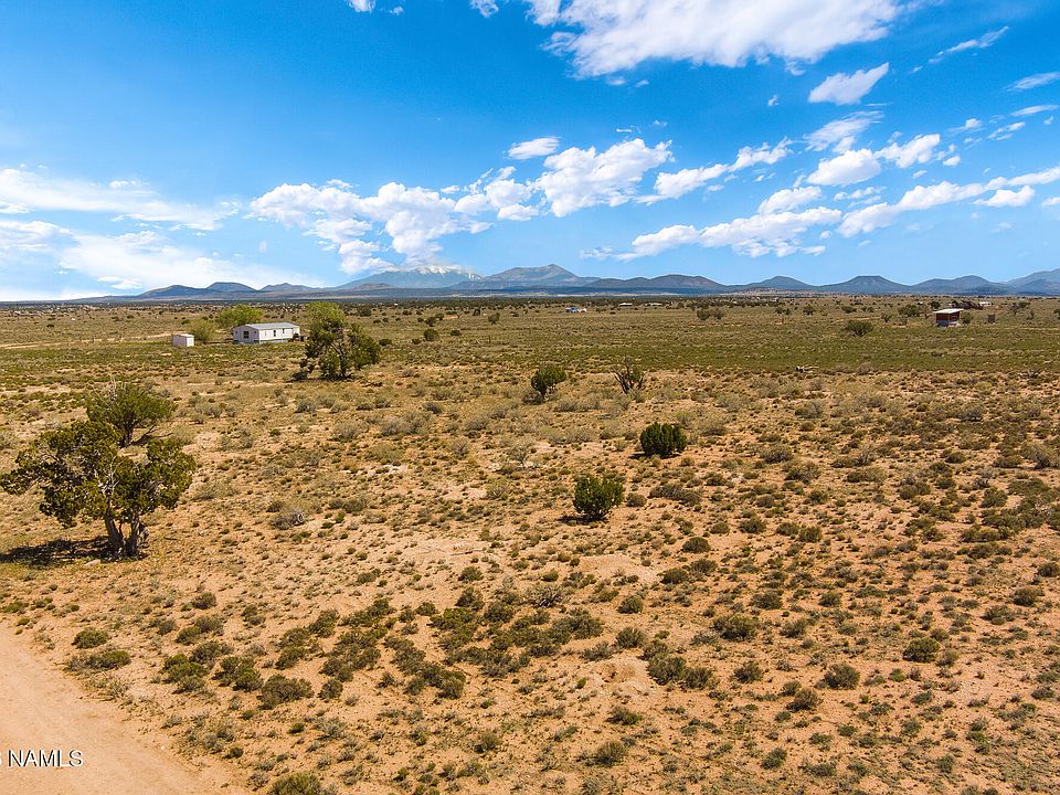 1st image of 1144 E Cochise Way
