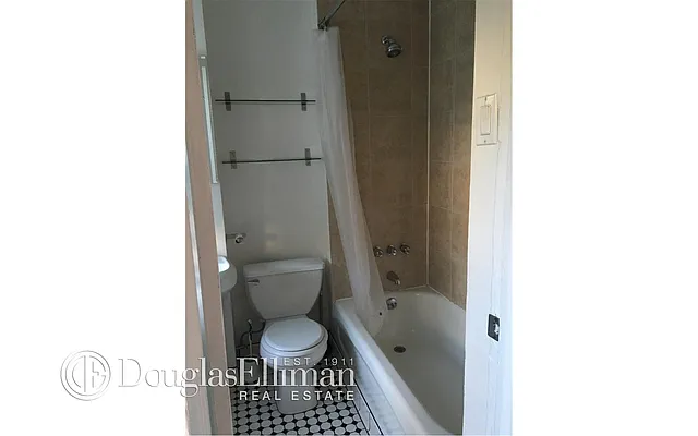 Rented by Douglas Elliman | media 31