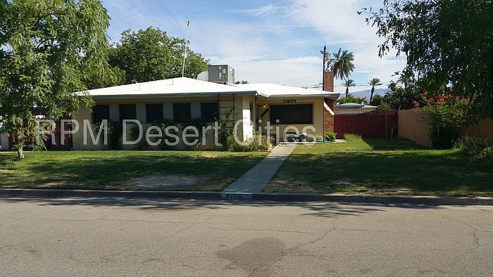 1st image of 82216 Sierra Ave
