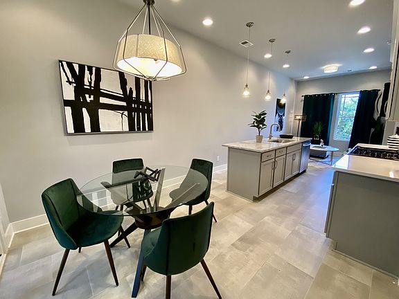 3rd image of 707 26th Ave N #4