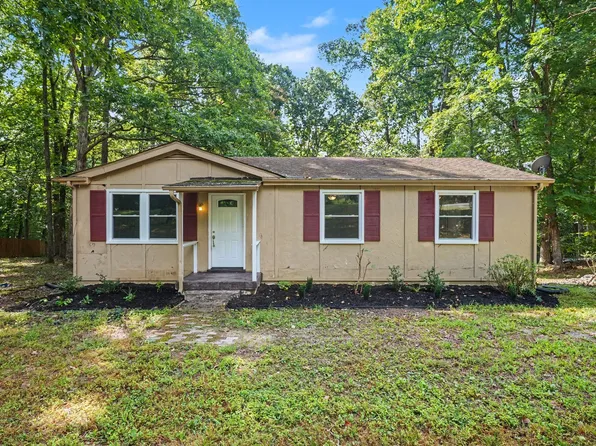 2117 Ferry Rd, Clarksville, TN 37040