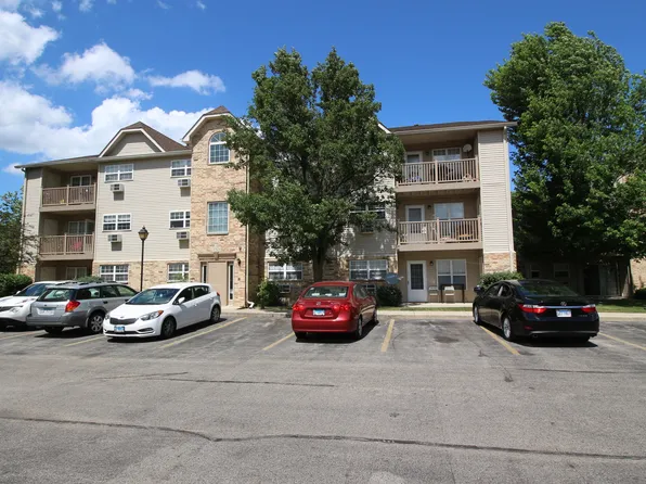 1524 W Sand Bar Ct Unit 3B, Round Lake Beach, IL 60073