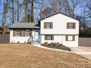 6050 Randy Ln, Ellenwood, GA 30294