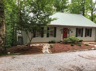 210 Chestnut Ridge Dr, Clarkesville, GA 30523
