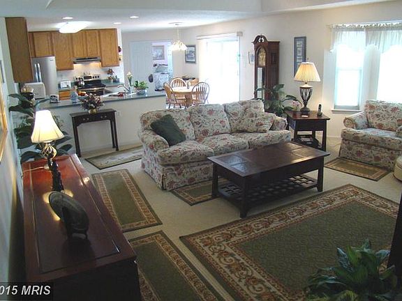 5th image of 1032 Norfolk Dr