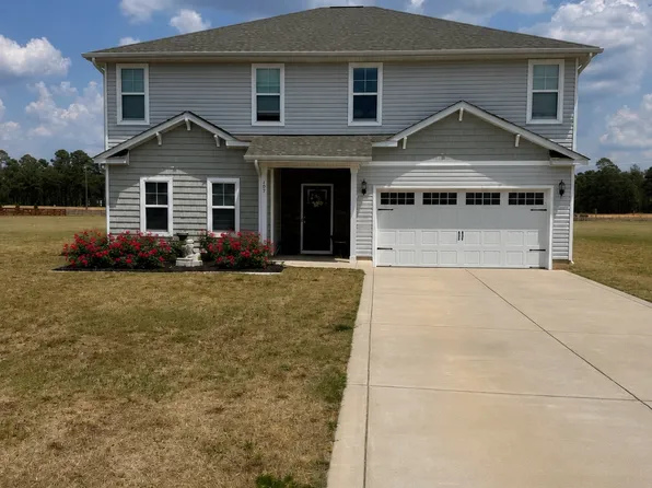 182 Turkey Trot Ln, Raeford, NC 28376