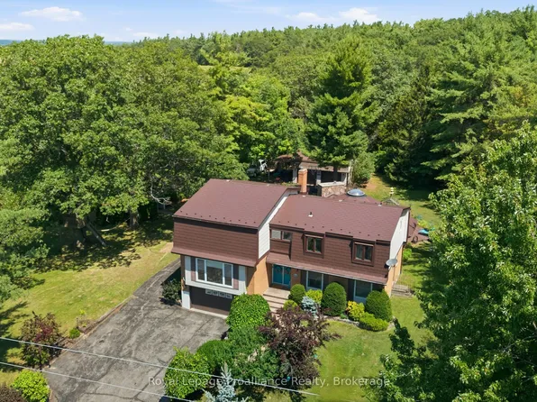 1698 Foxboro Stirling Rd, Quinte West, ON K0K 3E0
