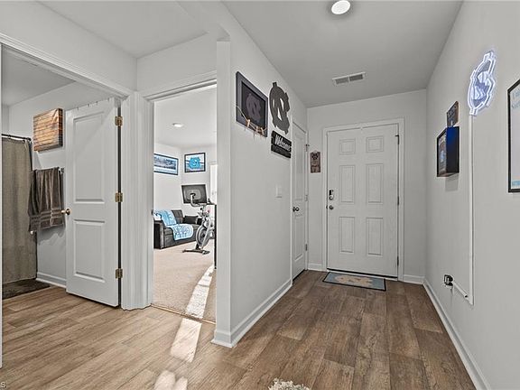 3rd image of 1754 Carter Daniel Dr
