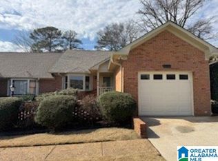 1010 Vestavia Manor Dr, Vestavia Hills, AL 35216