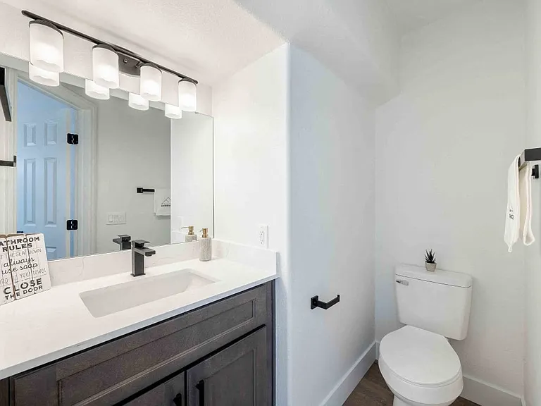 The Townhomes at Horizon Ridge, Henderson, NV, Bathroom