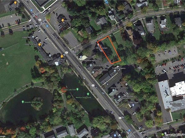 106 Smith St #2, Manlius, NY 13104