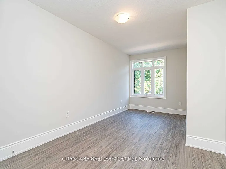 565 Wedgewood Dr — Photo 15