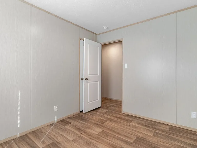 6310 Strawberry Dr — Photo 17