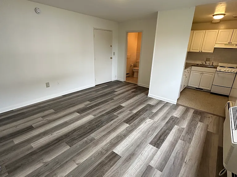 155 Wayne St #2 — Photo 5