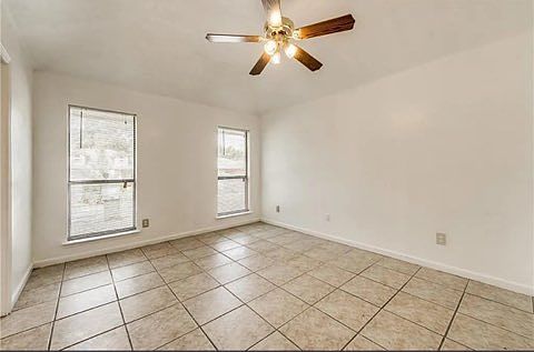 5th image of 5900 Chapel Downs Ct
