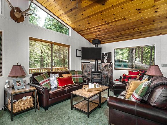 4th image of 29564 Lassen Dr