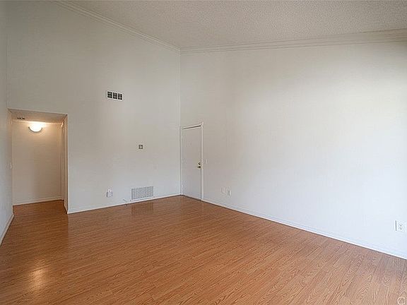 2nd image of 15230 Ocaso Ave Unit 201