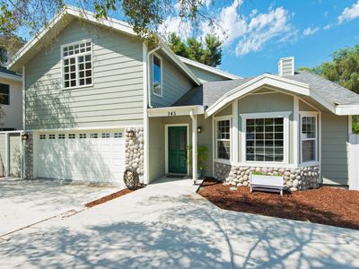 145 Acacia Rd, Thousand Oaks, CA, 91320