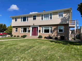 6930 W Euclid Ave APT 3, Milwaukee, WI 53219