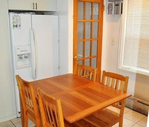 Eat-in Kitchen