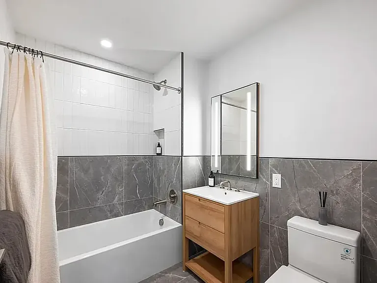 827 Sterling Pl #4P — Photo 11