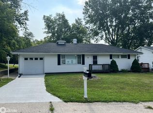 90 25th St, Fort Madison, IA 52627