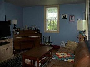 2nd image of 238 Warwick Rd