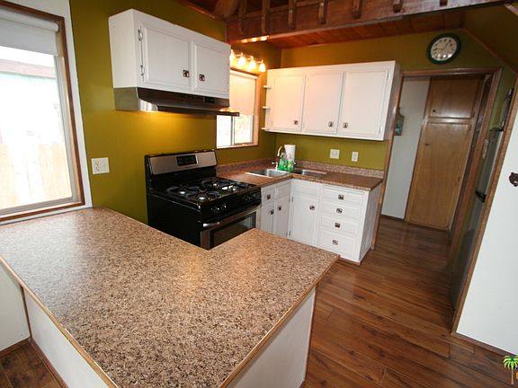 4th image of 828 A Ln