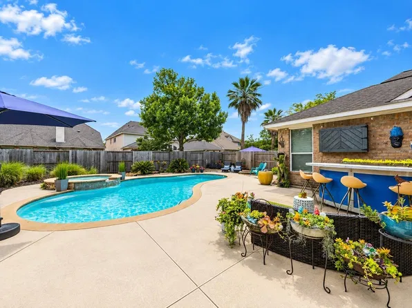8815 Wenona Walk, Missouri City, TX 77459