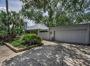 10497 Longwood Dr, Seminole, FL 33777