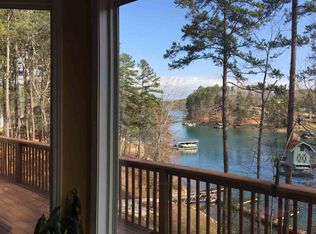 114 Shelter Cove Dr, Seneca, SC 29672