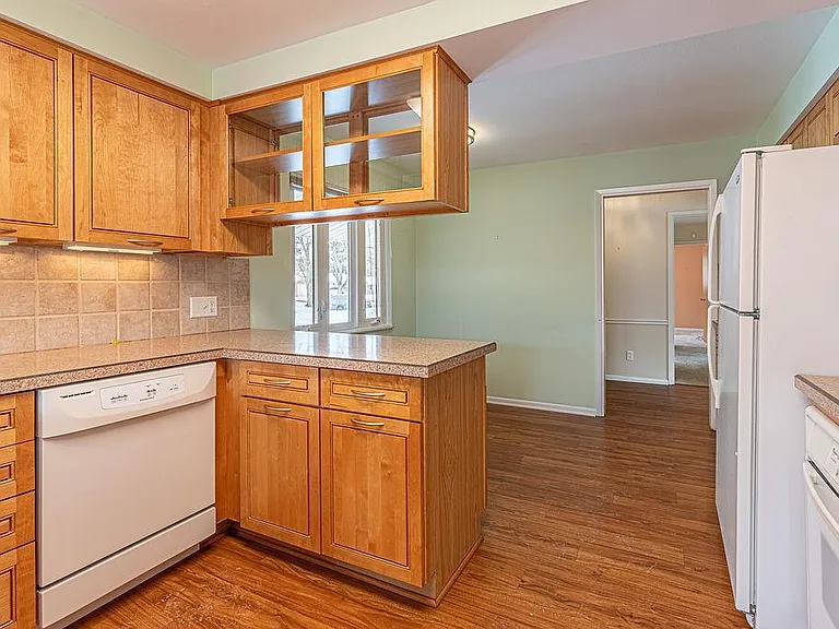 4121 Barbara Dr — Photo 9