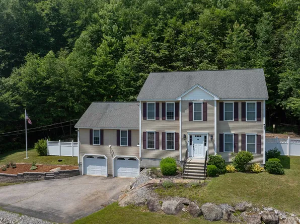 7 Tracie Ln, Weare, NH 03281