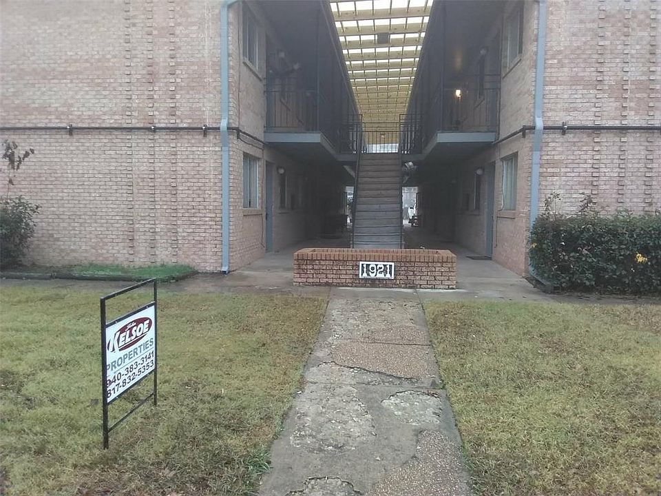 1st image of 1921 W Hickory St APT 16