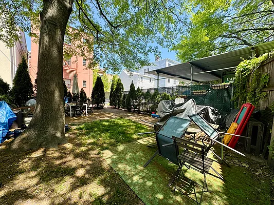 Rented by Native Real Estate LLC | media 10