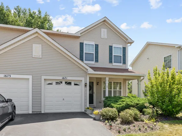 1671 Cameron Dr, Hampshire, IL 60140