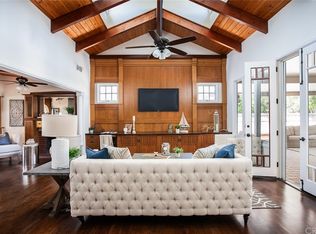 416 E 19th St, Costa Mesa, CA 92627