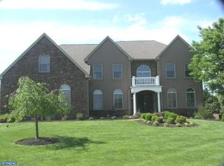 1 Windermere Dr, Blue Bell, PA 19422