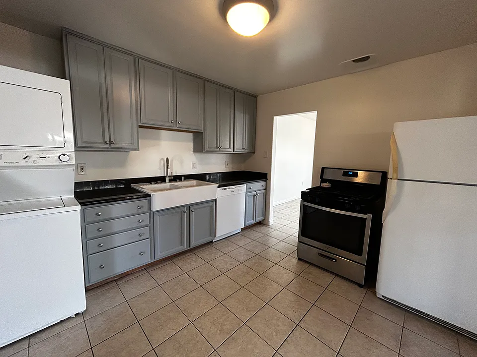 3322 Clairemont Mesa Blvd