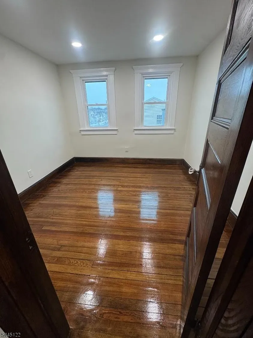 4 bed, 2.0 bath, $3,995 — Photo 2