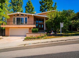 22945 Paul Revere Dr, Calabasas, CA 91302