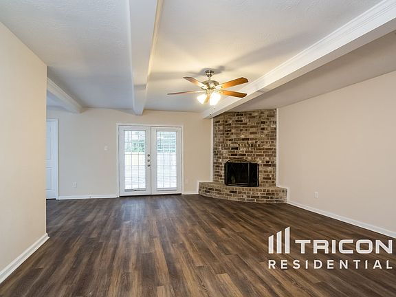 2nd image of 1707 Abbey Oak Dr