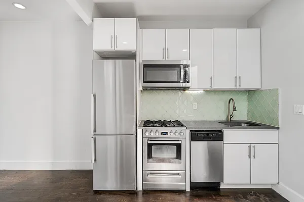 Rented by Vector New York, LLC | media 1