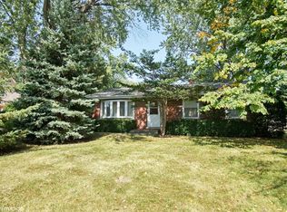1406 W Thomas St, Arlington Heights, IL