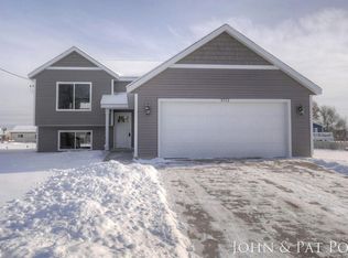 5712 Haughey Ave SW, Wyoming, MI 49548