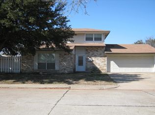 2929 Brushcreek St, Grand Prairie, TX 75052